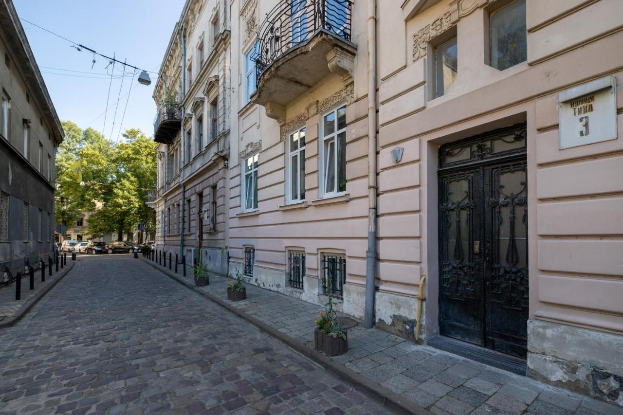 2 Bedroom Apartment Tykha Street City Center With Parking Place Lwów Zewnętrze zdjęcie